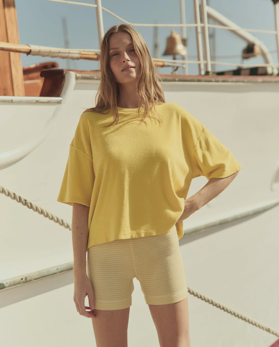 THE-GREAT-LOOK-46-THE-MICRO-TERRY-TRACK-CREW-MARGARITA-THE-RELAY-SHORT-SOFT-YELLOW-STRIPE-02408_4e7c